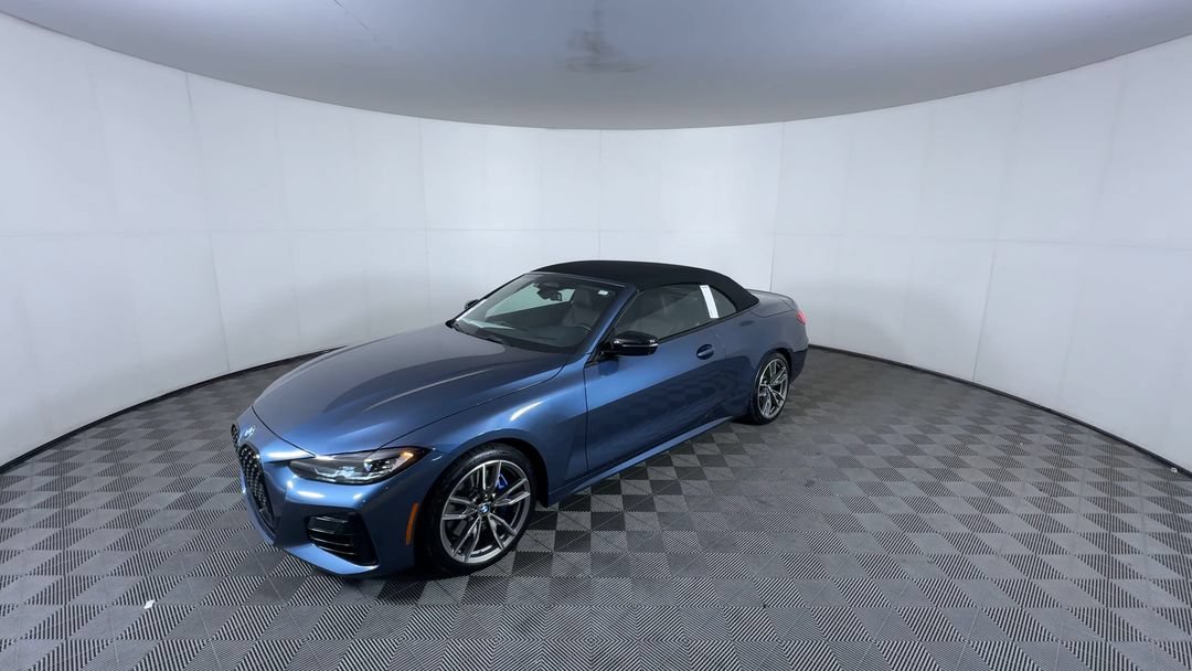 Used 2022 Arctic Race Blue Metallic BMW M440i xDrive image 3