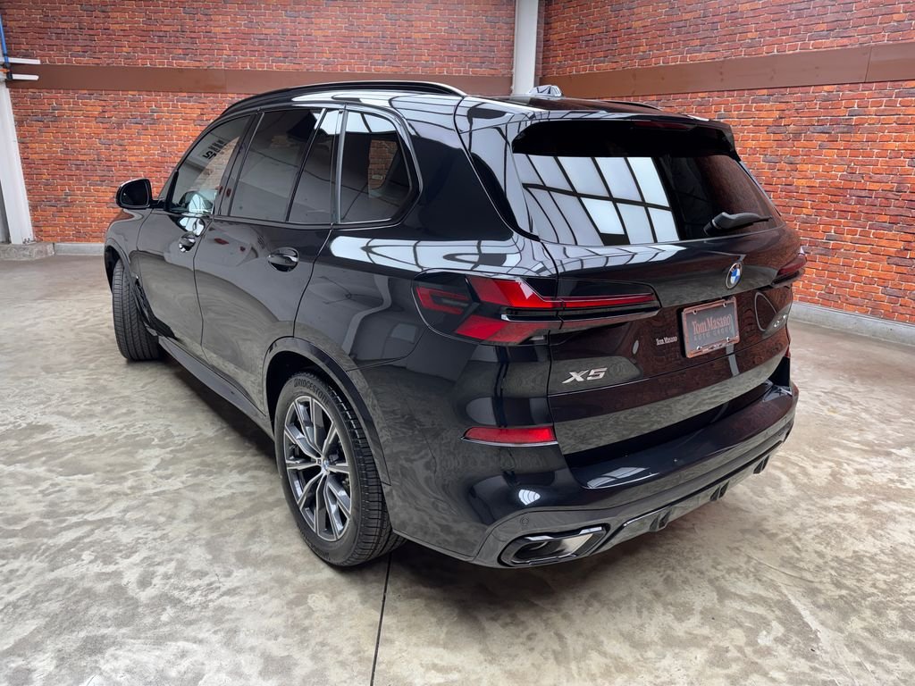 New 2026 Black BMW xDrive40i image 2