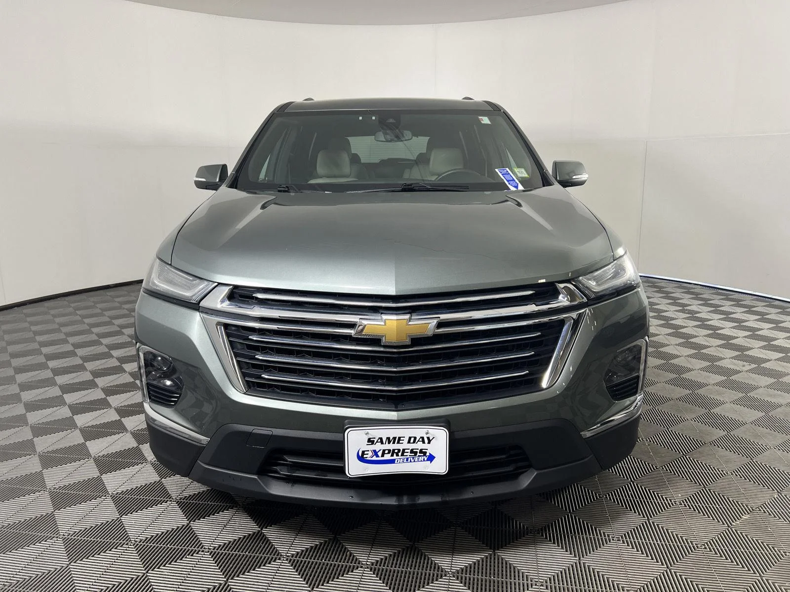 Used 2023 Silver Sage Chevrolet LT Leather image 30