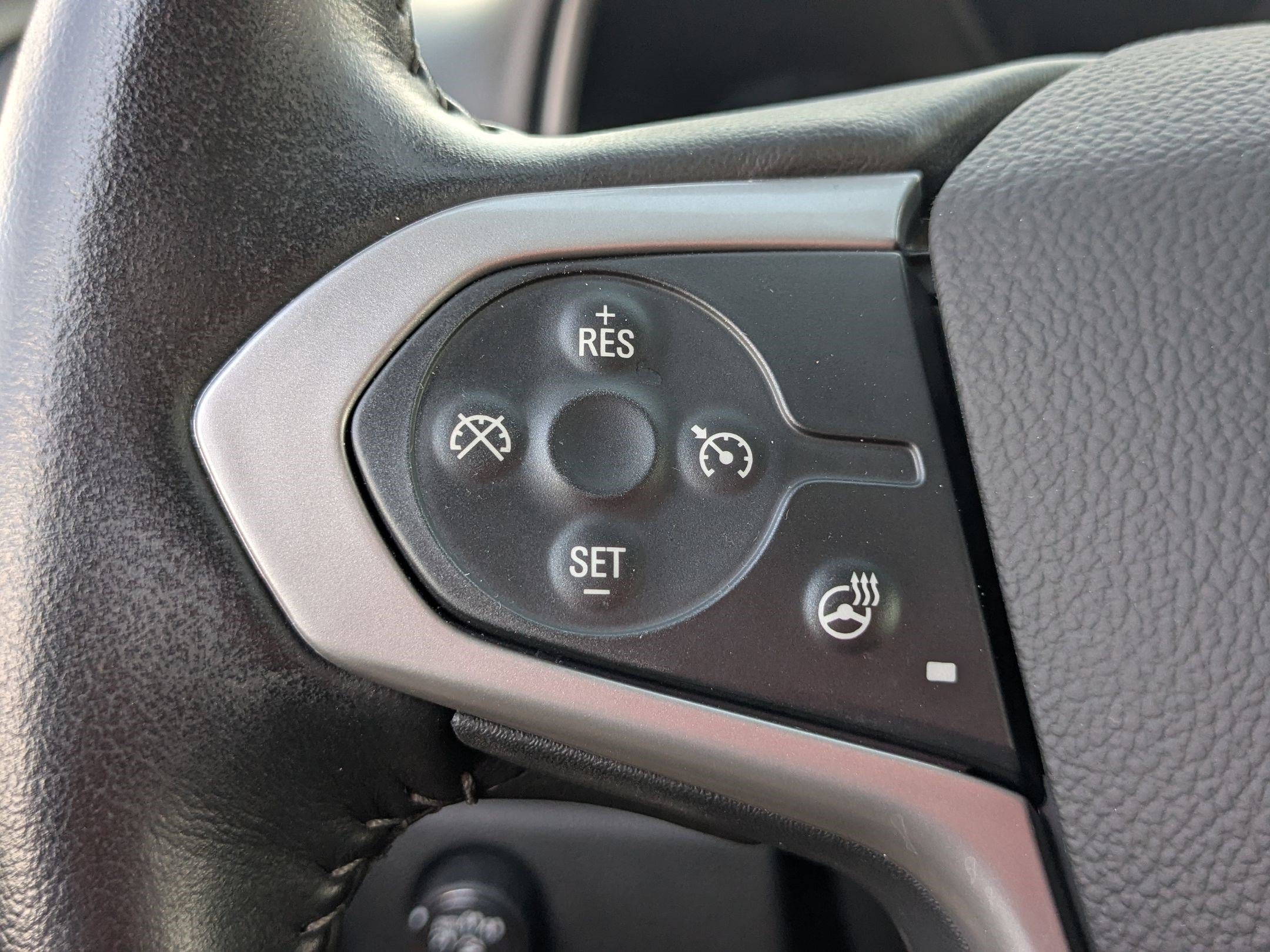 Used 2022 Black Chevrolet 4WD ZR2 image 18
