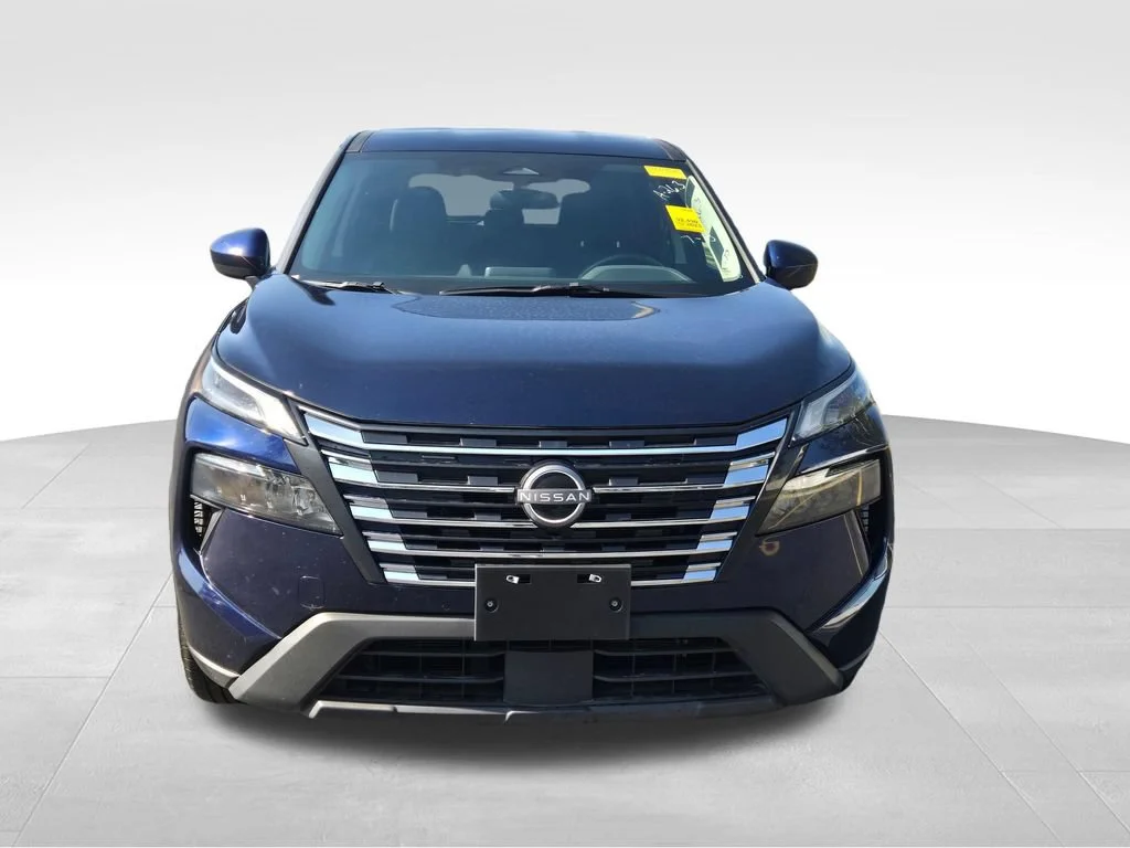Used 2025 Blue Nissan SV image 2