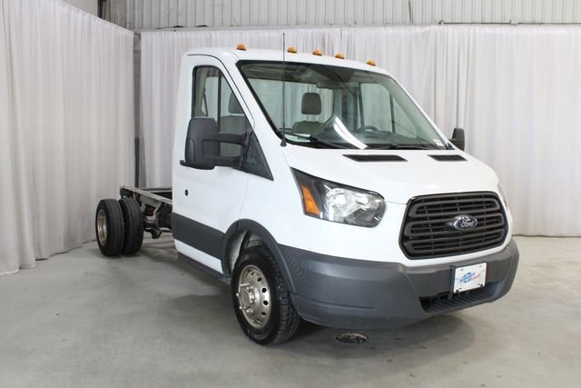 Used 2018 Oxford White Ford Base image 34