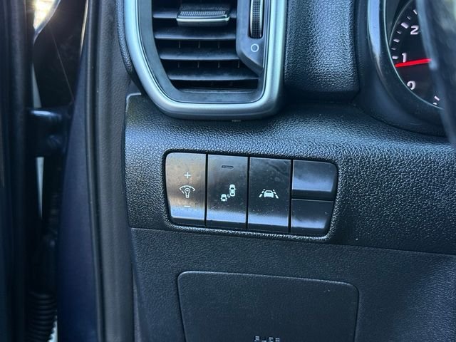 Used 2020 Blue Kia S image 16