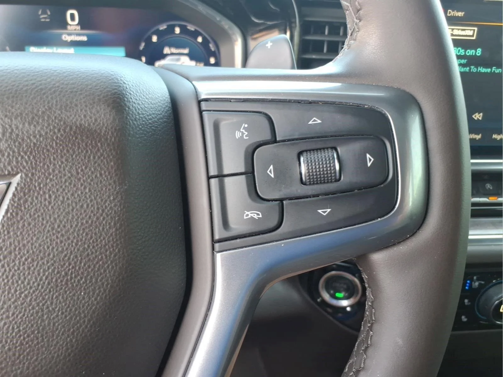 Used 2024 Iridescent Pearl Tricoat Chevrolet LTZ image 22