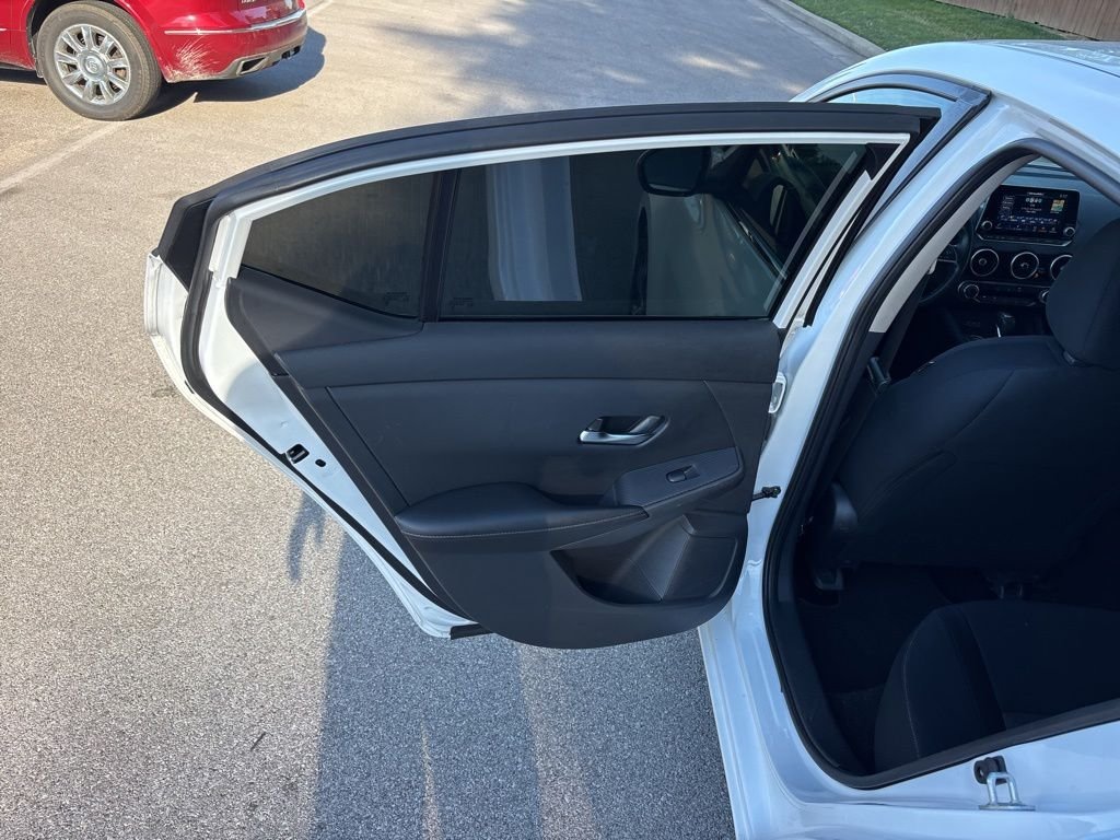Used 2022 White Nissan SV image 32