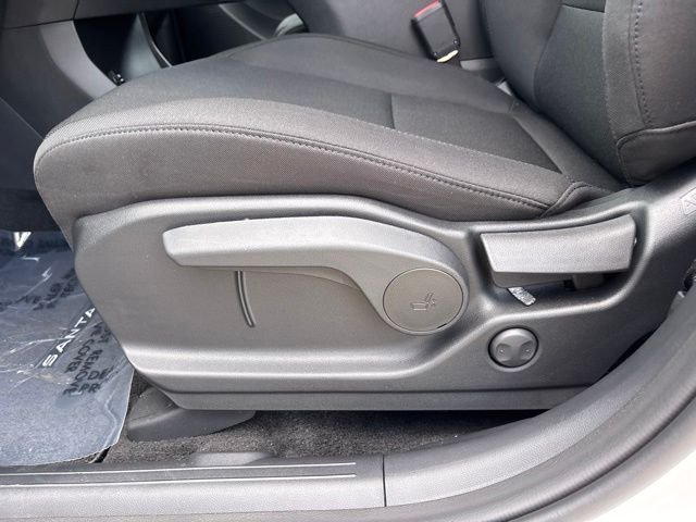 New 2026 Serenity White Hyundai SE image 12