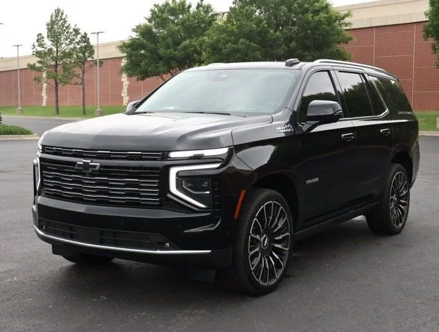 New 2026 Black Chevrolet High Country image 36