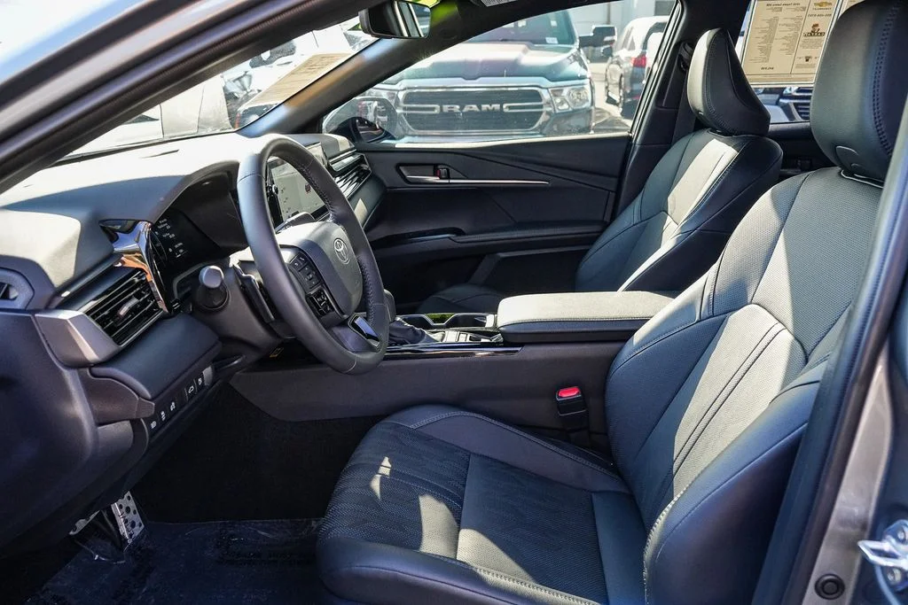 Used 2026  Toyota XSE image 16