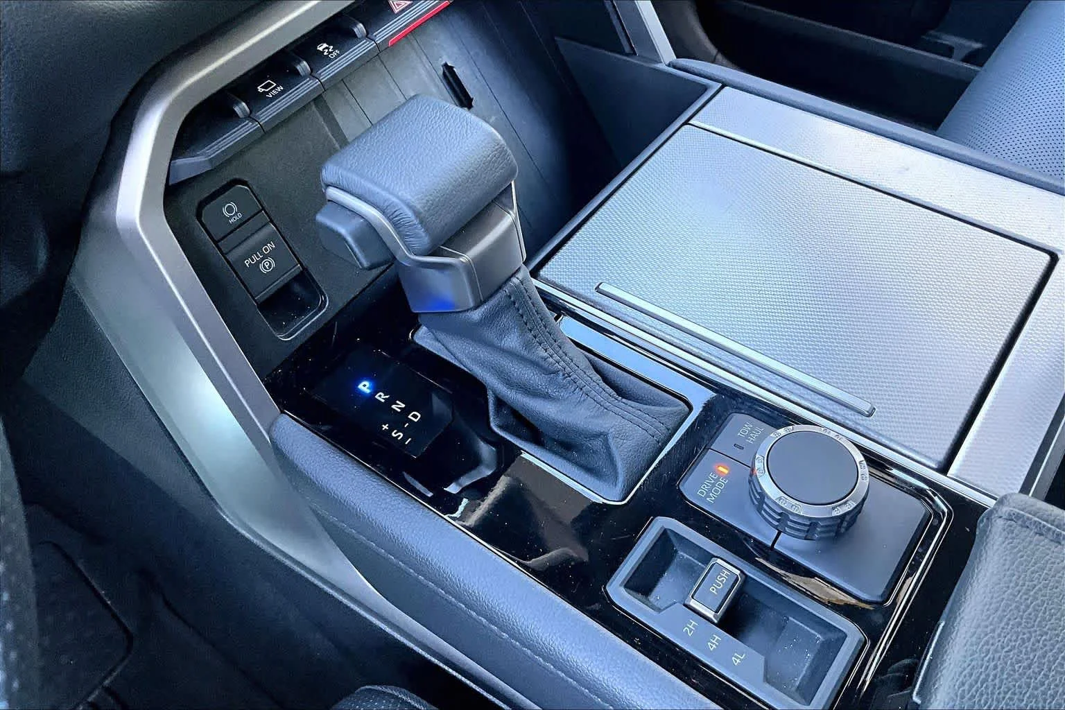 2025 Toyota Sequoia Limited - Photo 16