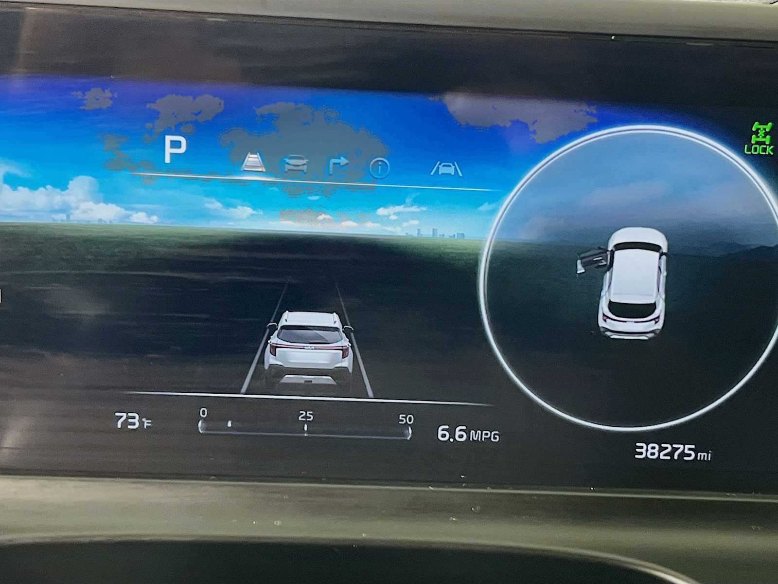 Used 2024 Clear White/Black Roof Kia X-Line image 12