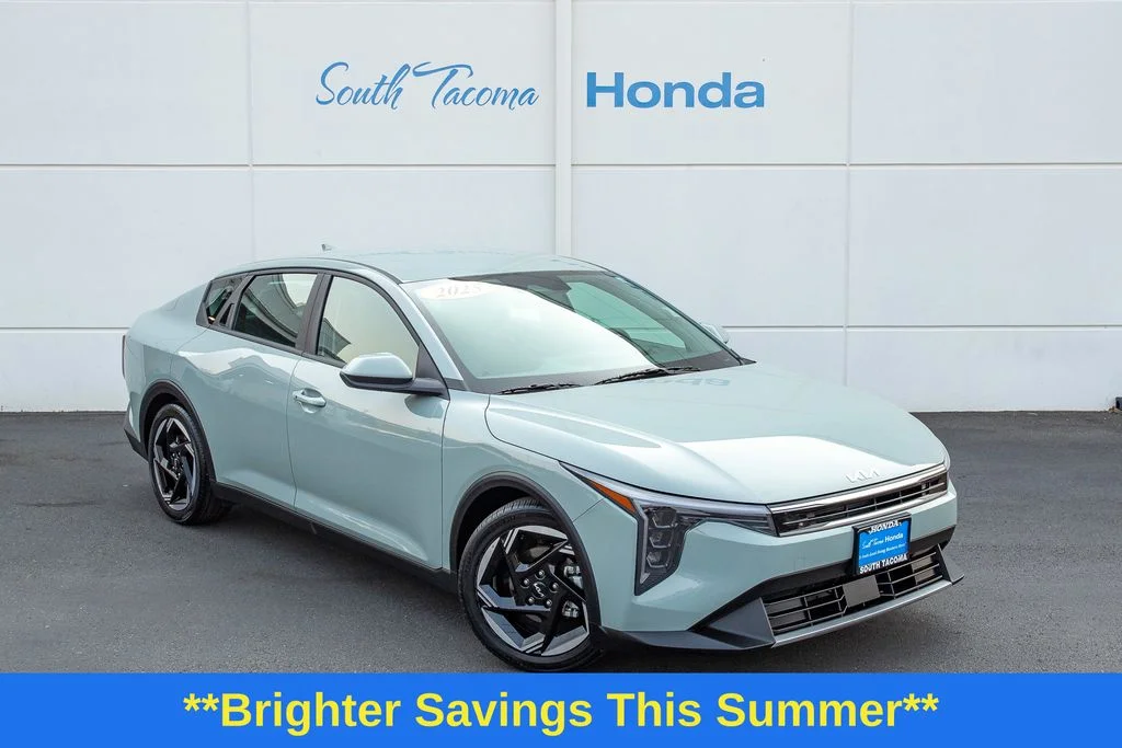 Used 2025 Morning Haze Kia EX image 1