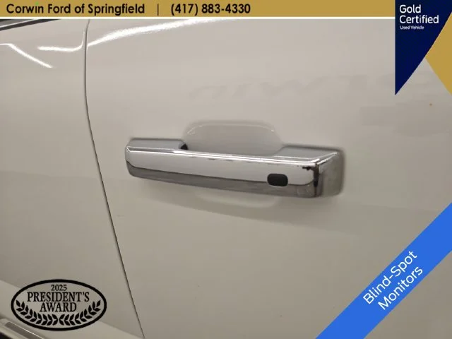 Certified Used 2024 Oxford White Ford Lariat image 9