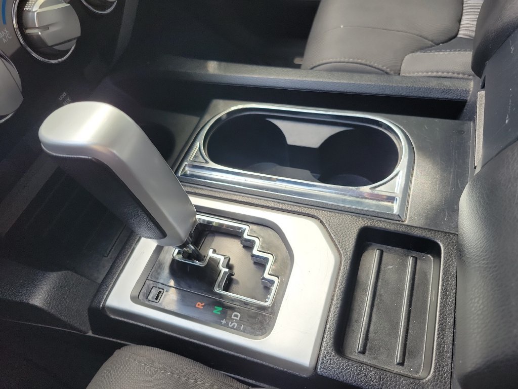 Used 2019 Gray Toyota SR5 image 17