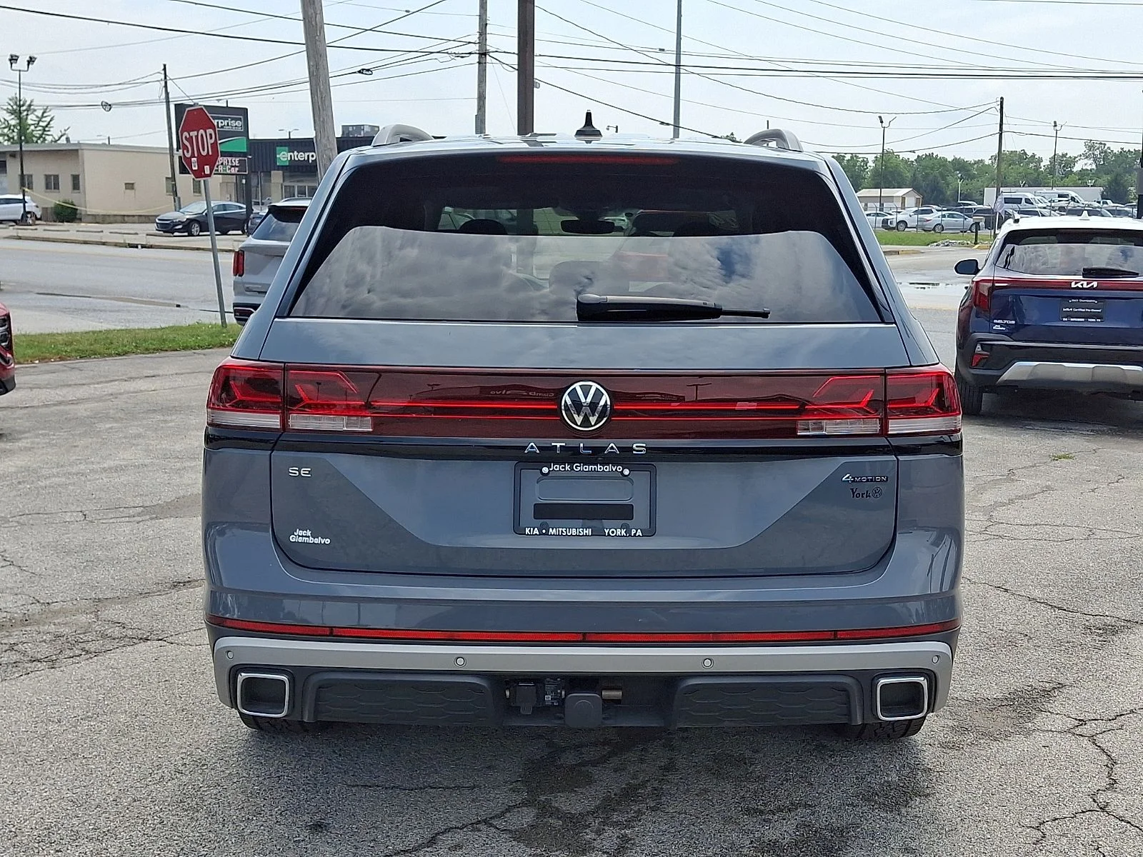 Used 2024 Gray Volkswagen 2.0T Peak Edition SE w/Technology image 3