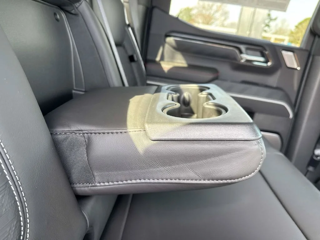 2026 GMC Sierra 1500 AT4X - Photo 23