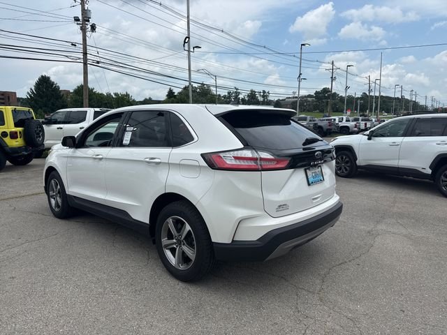 Used 2023 White Ford SEL image 3