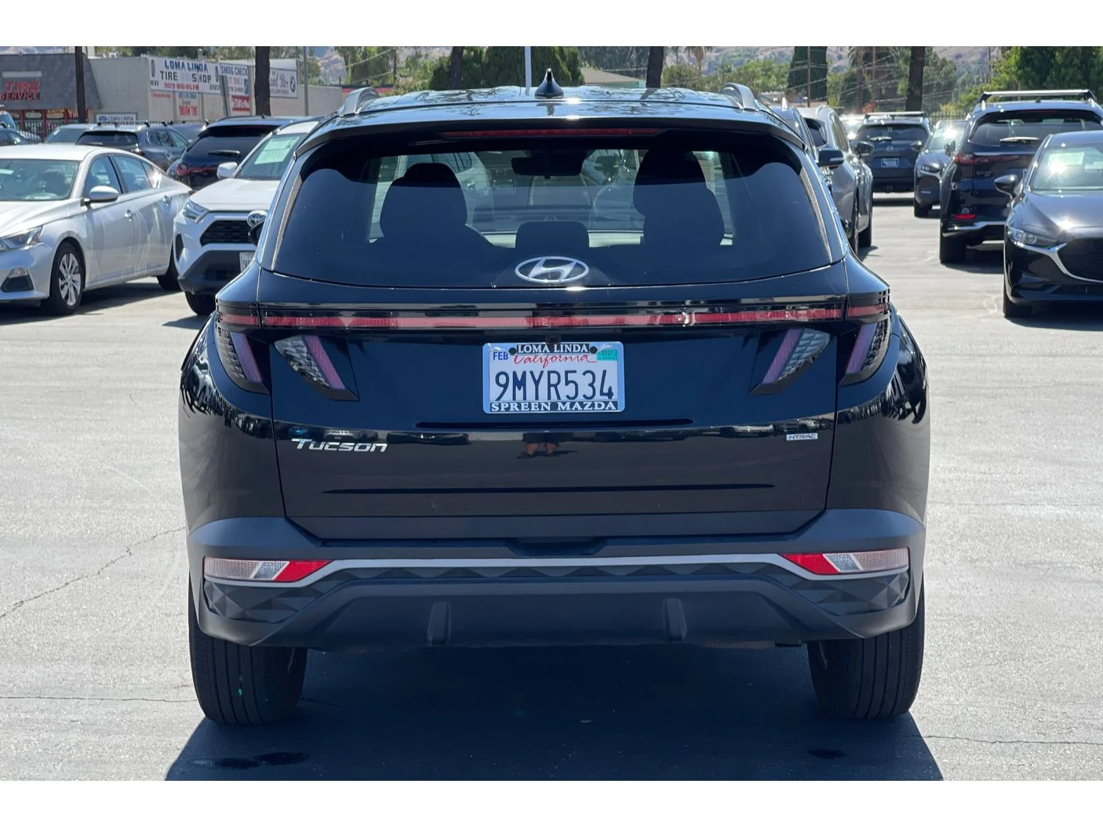 Used 2022 Phantom Black Hyundai SEL image 5