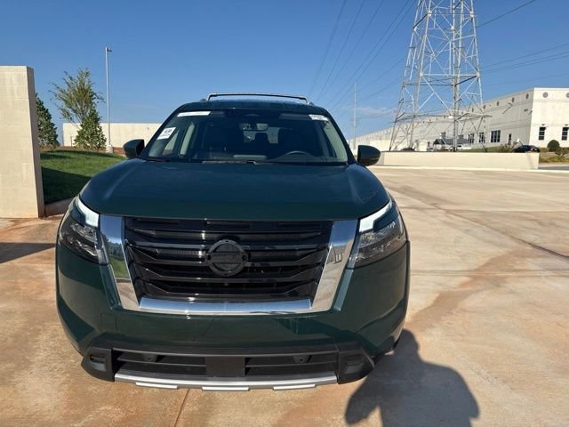 Used 2025 Black Nissan SL image 2