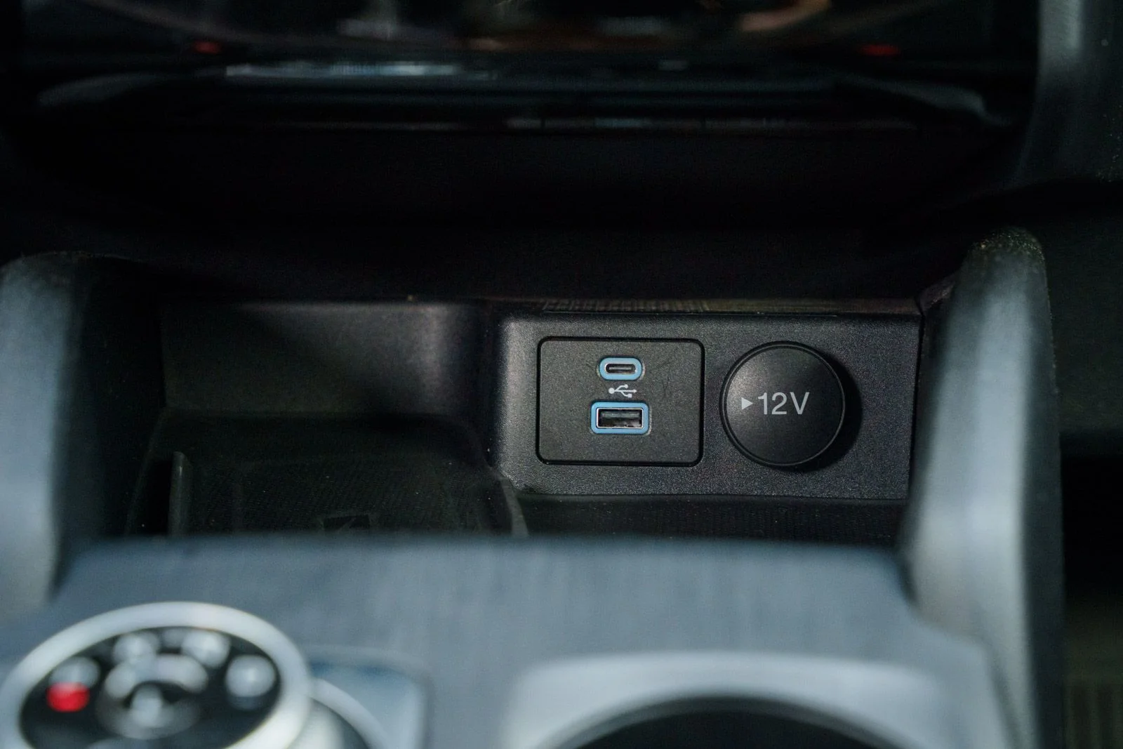 Used 2023 Gray Ford Active image 30