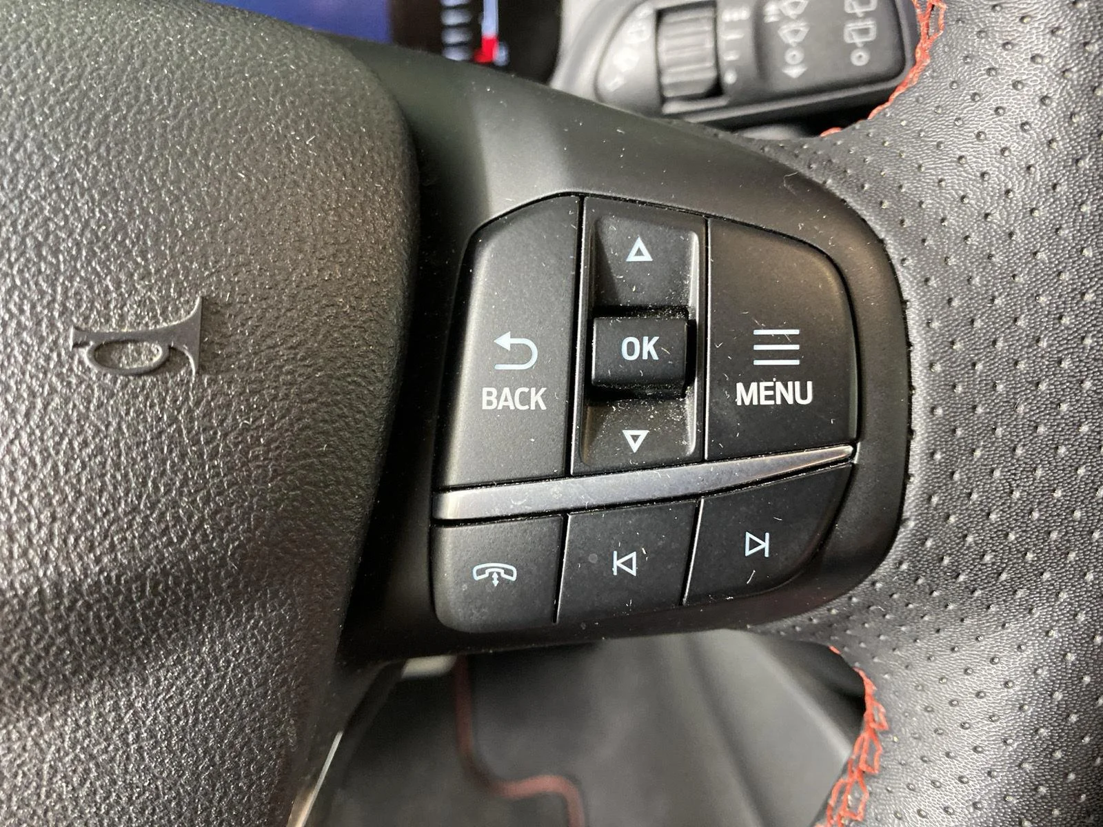 Used 2023 Carbonized Gray Ford ST-Line image 15