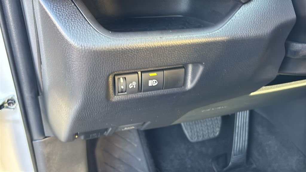 Used 2024 Ice Toyota Adventure image 10