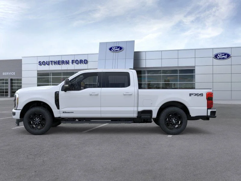 New 2026 Oxford White Ford XLT image 3