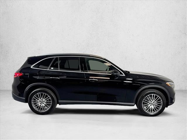 New 2026 Black Mercedes-Benz GLC 300 image 34