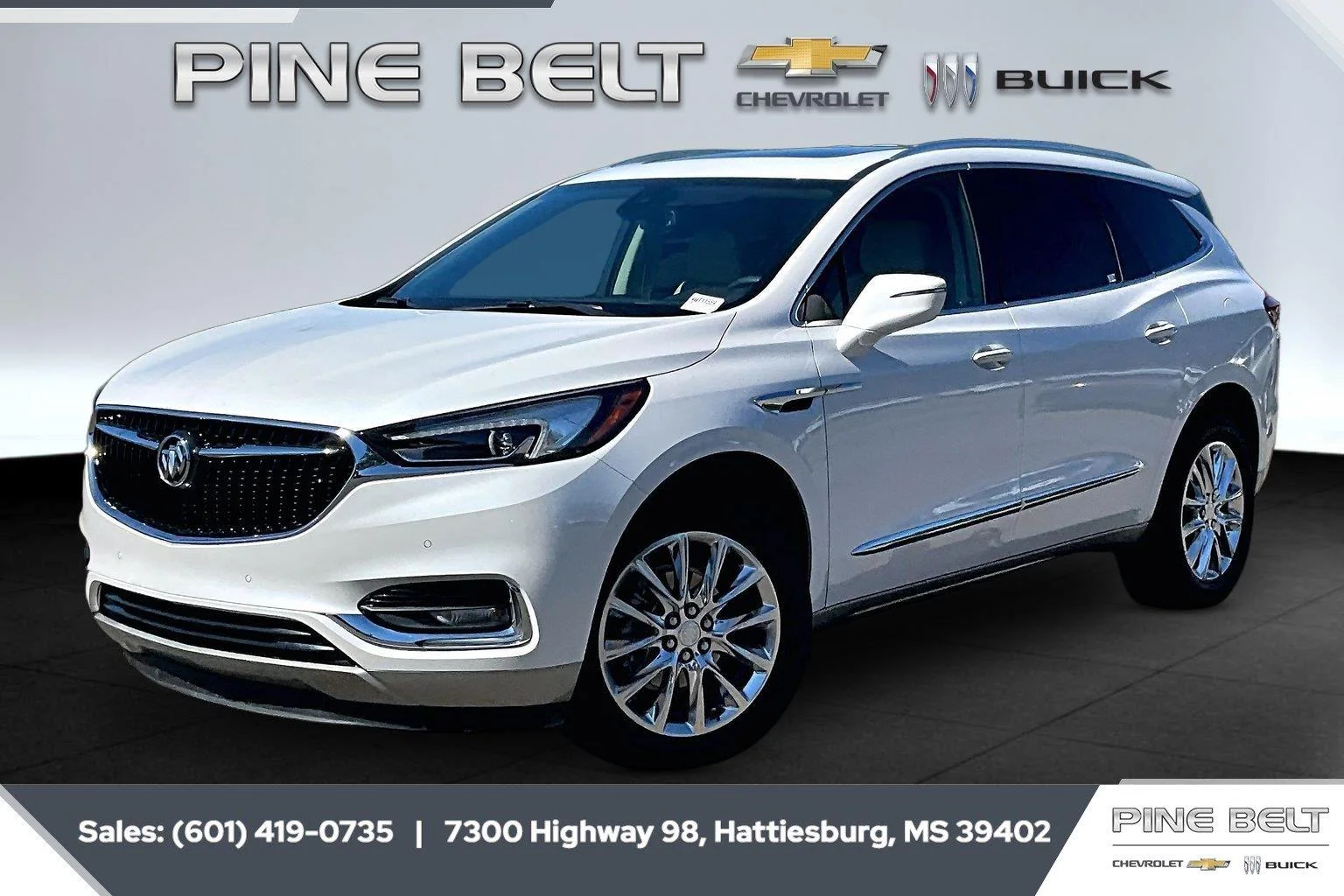 Used 2021 White Frost Tricoat Buick Premium image 10