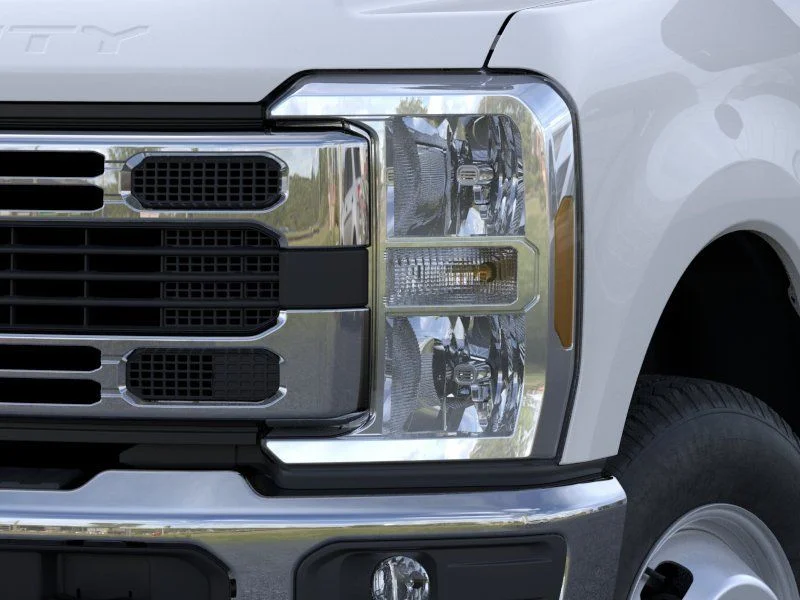 2026 Ford F-350 Super Duty Chassis Cab XL - Photo 19