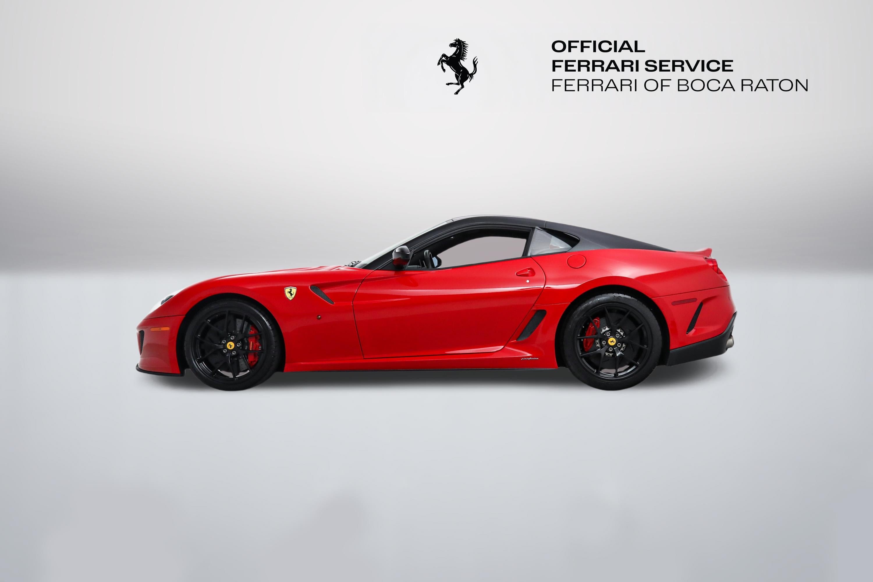 Used 2011 Red Ferrari  image 4