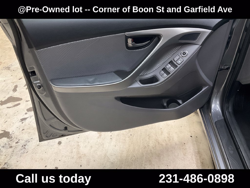 Used 2013 Gray Hyundai GLS image 15