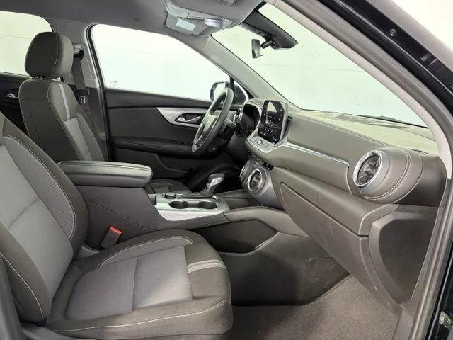 Used 2025 Black Chevrolet LT image 37
