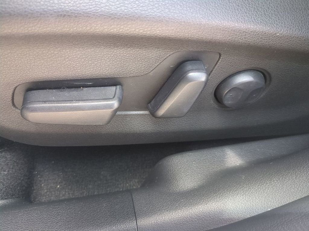 2023 Hyundai Kona EV Limited - Photo 23