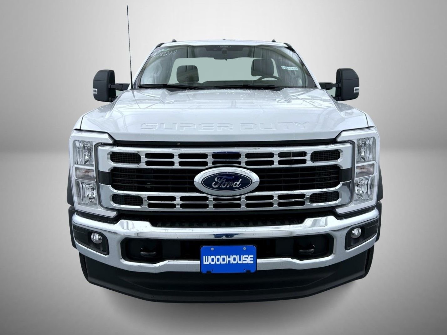 2026 Ford F-550 Super Duty Chassis Cab XL