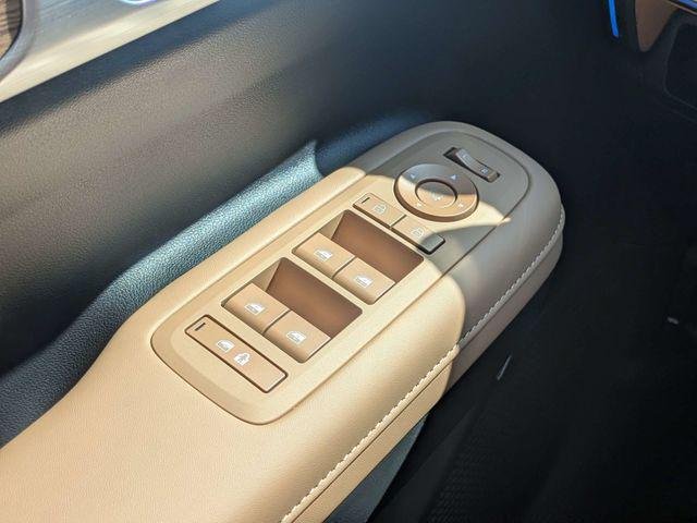 New 2027 White Hyundai Calligraphy FWD image 25