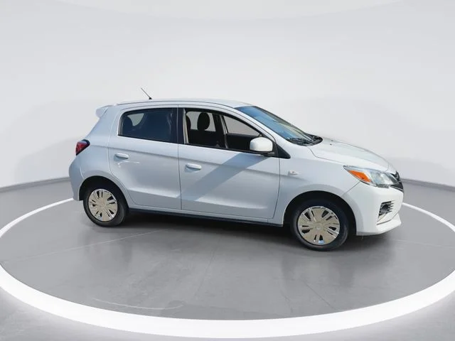 Used 2024  Mitsubishi ES image 2