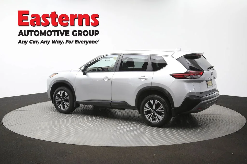 Used 2023 Silver Nissan SV image 59
