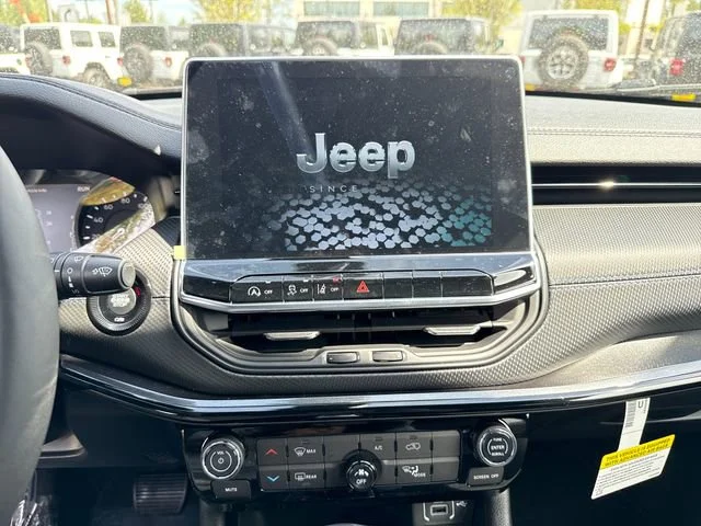 New 2026 Fathom Blue Pearl Coat Jeep Latitude image 21