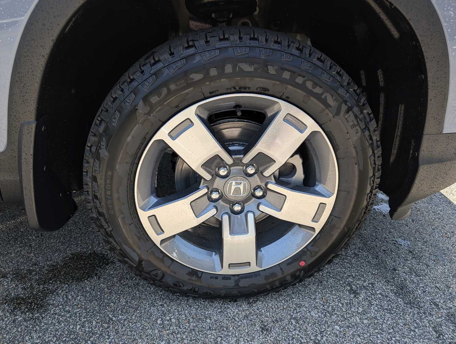 New 2026 Sonic Gray Pearl Honda RTL image 3