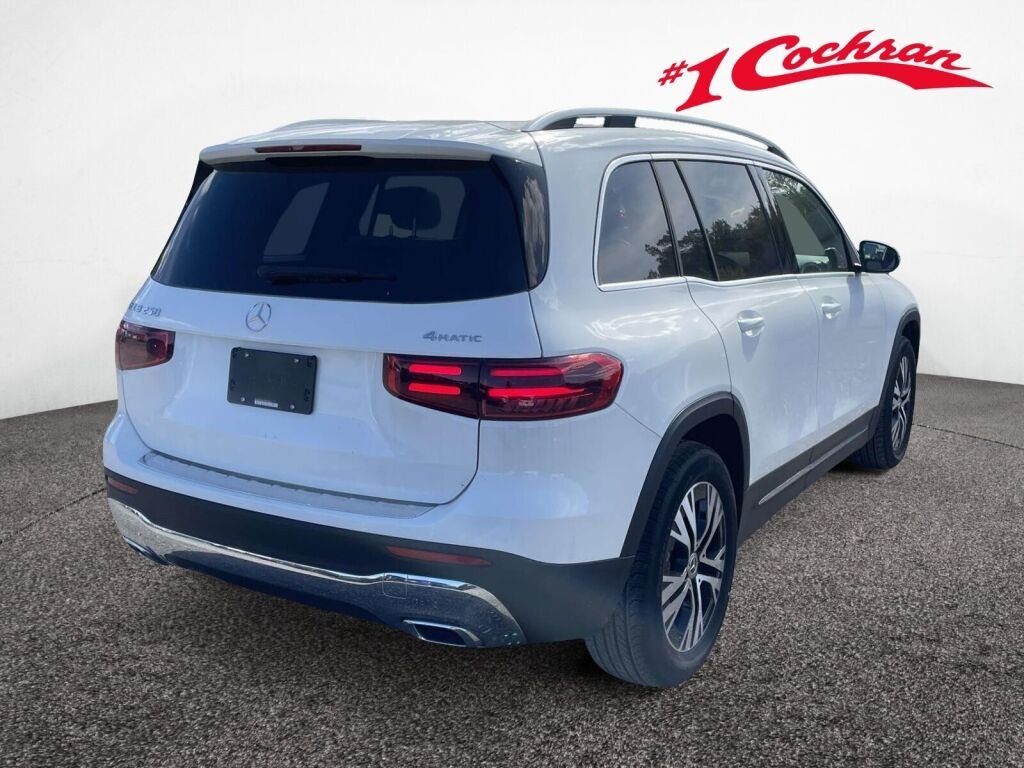New 2026 Polar White Mercedes-Benz GLB 250 image 7