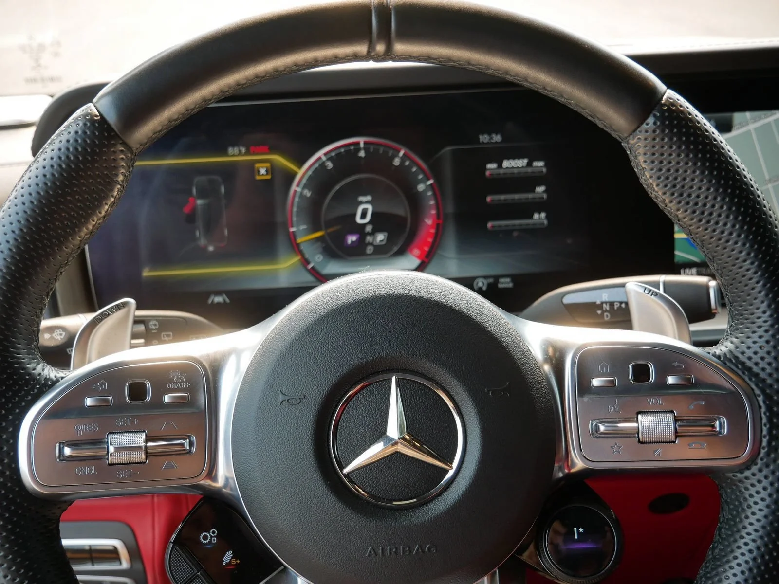 Used 2021 White Mercedes-Benz 4MATIC® image 36