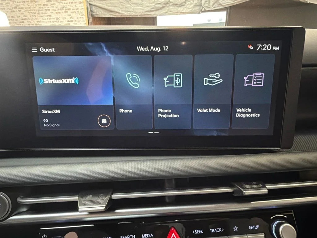 New 2027 Phantom Black Hyundai SE image 18