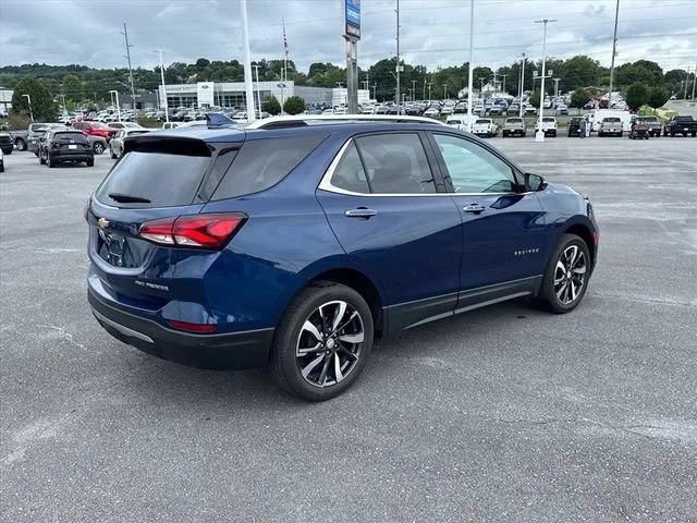 Used 2023 Blue Glow Metallic Chevrolet Premier image 5