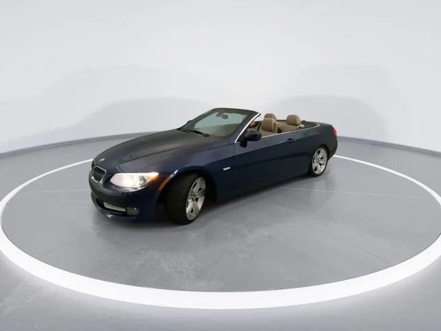 Used 2011 Blue BMW 328i image 2