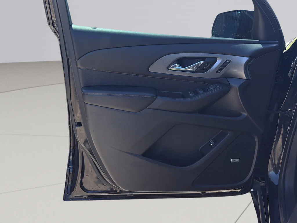 Used 2018 Mosaic Black Metallic Chevrolet Premier image 11