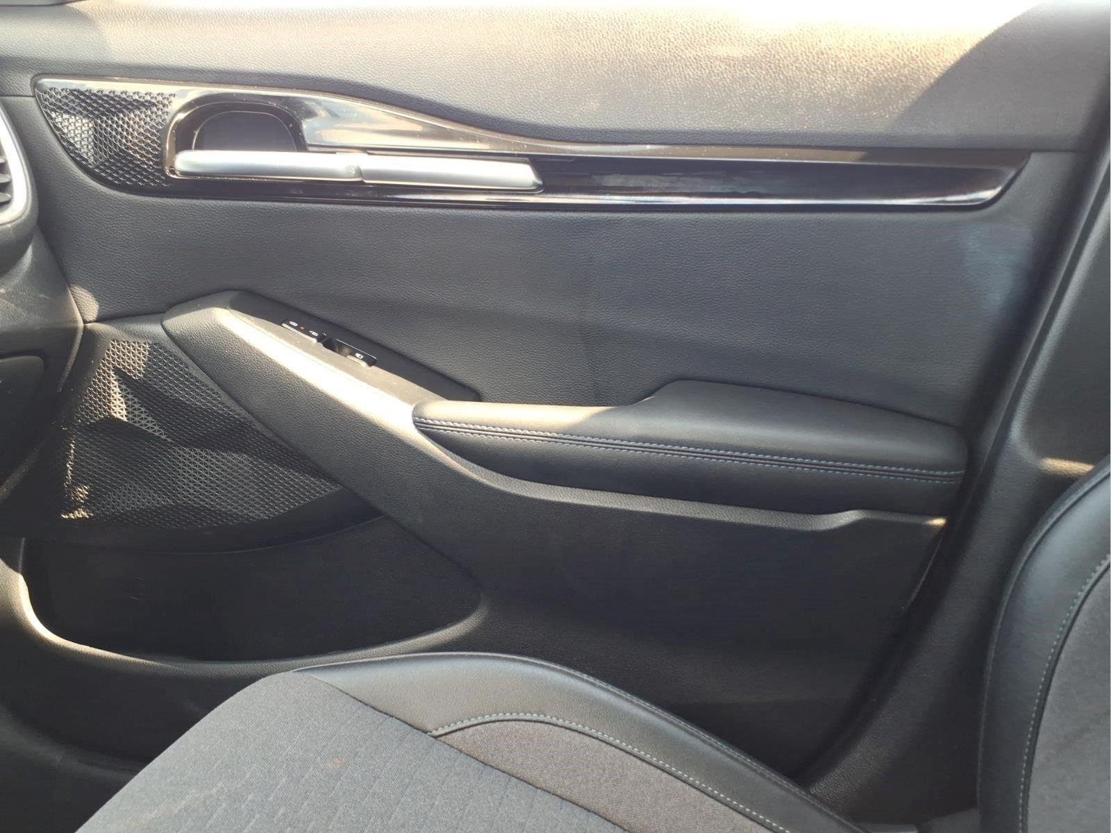 Used 2023 Mars Orange Kia Nightfall image 27