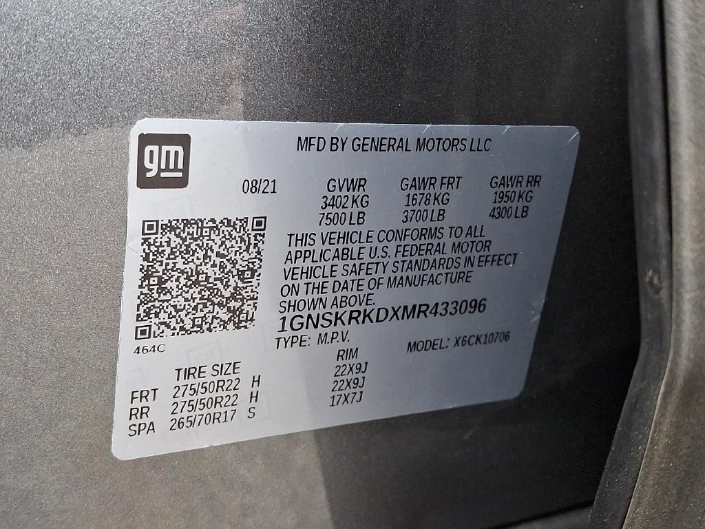 Used 2021 SATIN STEEL METALLIC Chevrolet RST image 28