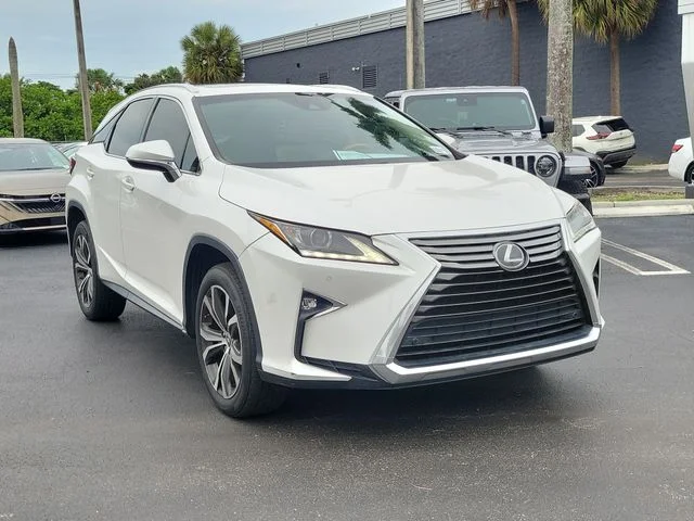 Used 2019 White Lexus 350 image 3