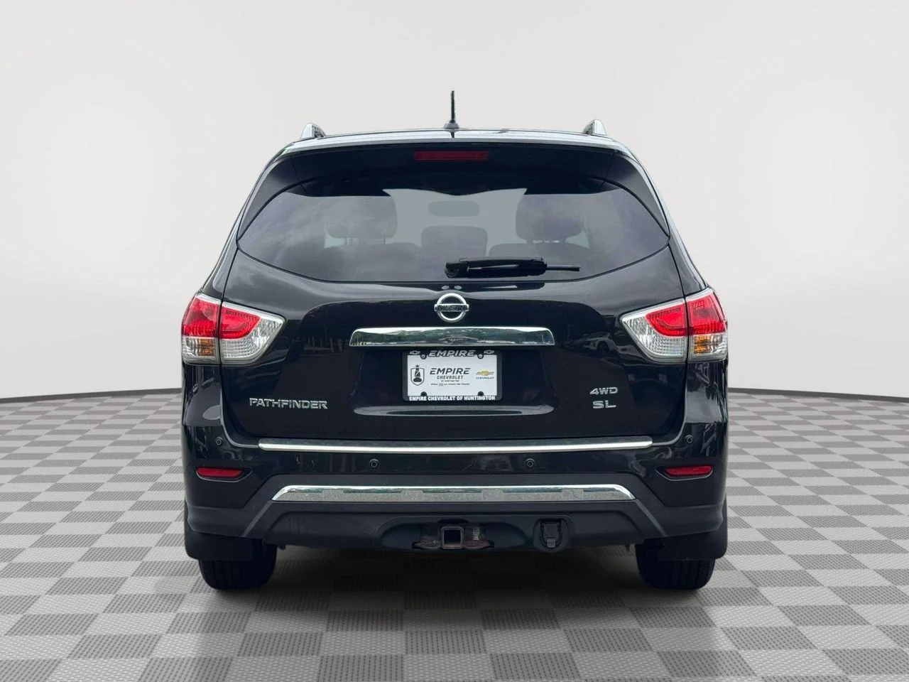 Used 2016 Magnetic Black Metallic Nissan SL image 6