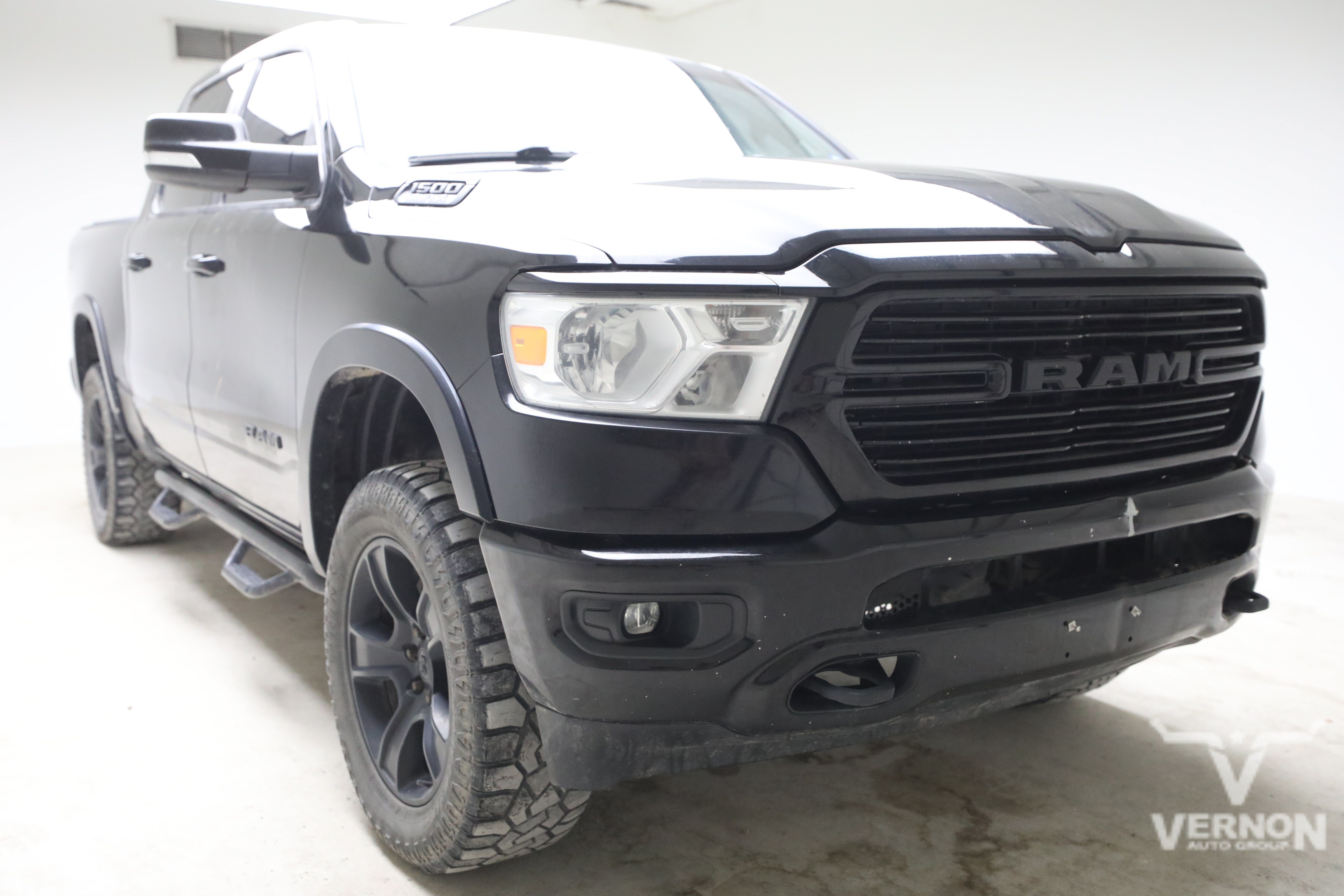 Used 2019 Diamond Black Crystal Pearlcoat Ram Y image 7